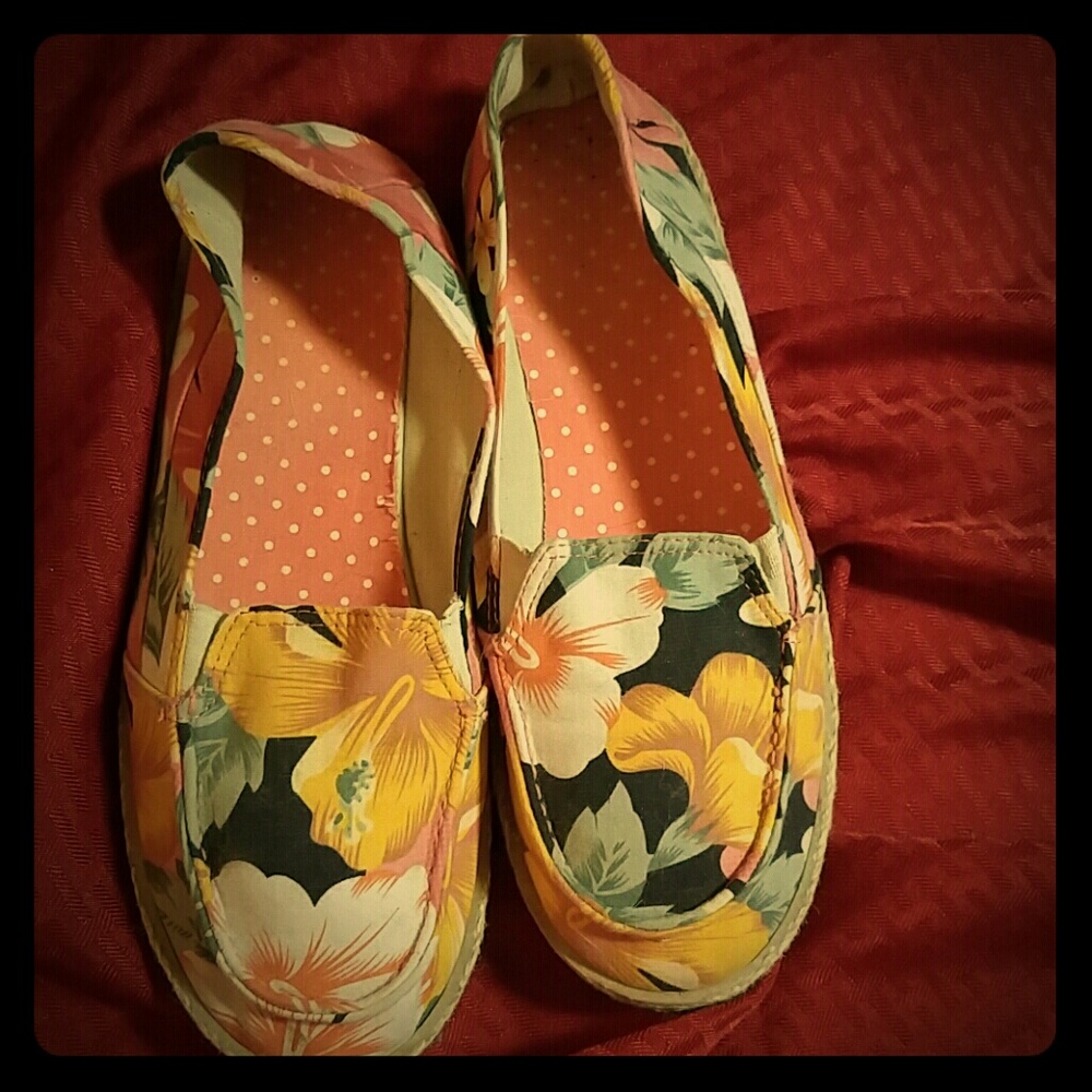 Canvas Shoe